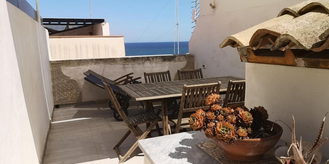 Sea-View Terrace & Bikes Moon Ortigia Holiday Home Syracuse Eksteriør billede
