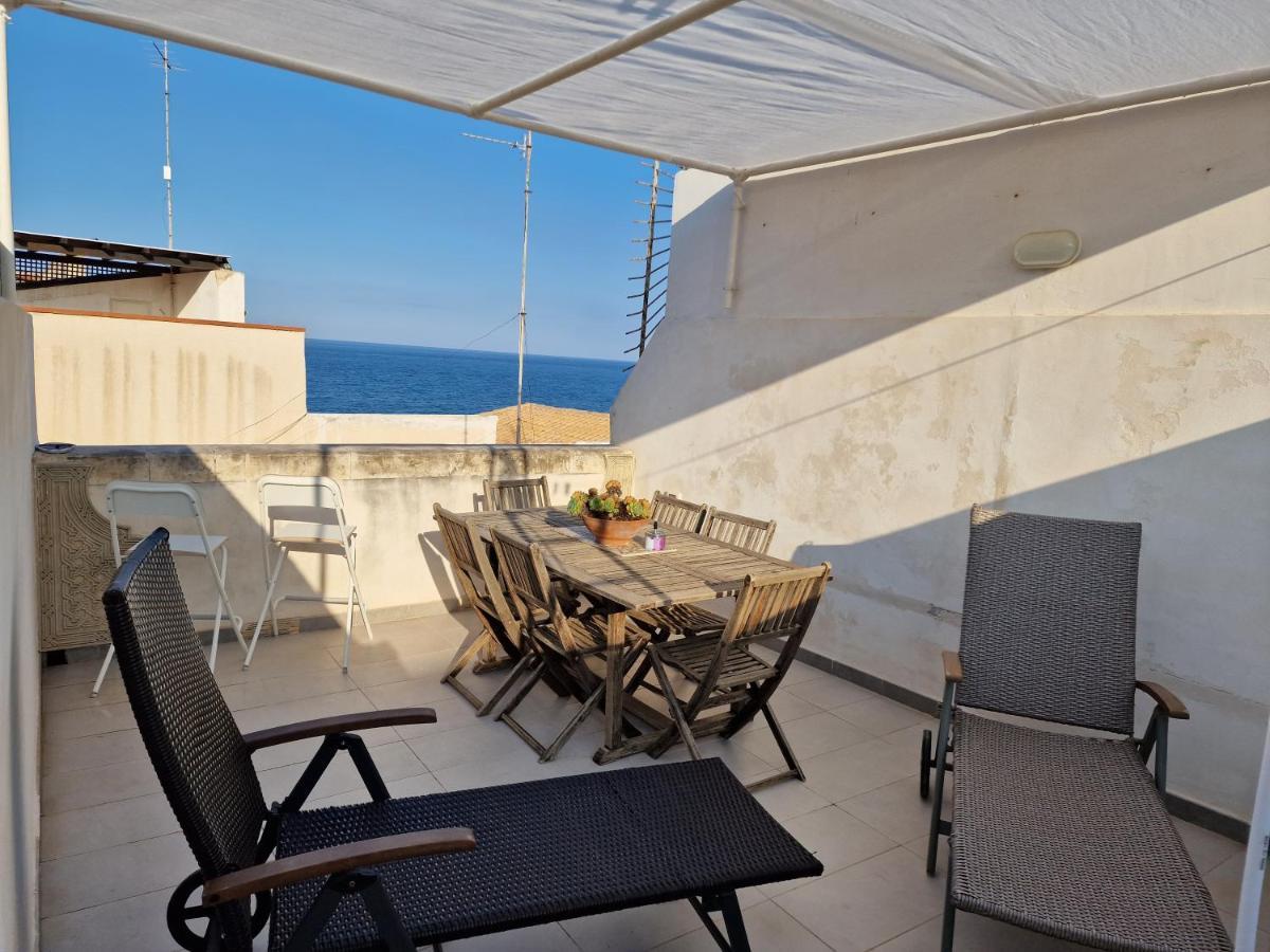 Sea-View Terrace & Bikes Moon Ortigia Holiday Home Syracuse Eksteriør billede