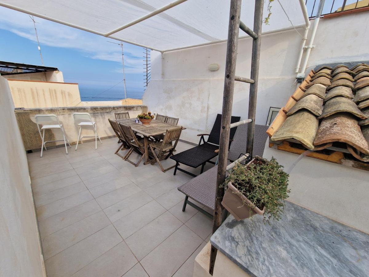 Sea-View Terrace & Bikes Moon Ortigia Holiday Home Syracuse Eksteriør billede